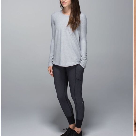 Lululemon En Route Crop Diamond Dot Black White / Black size 6 in EUC - Picture 1 of 8